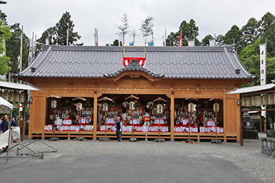 祭礼を待つ／馬渕 公明