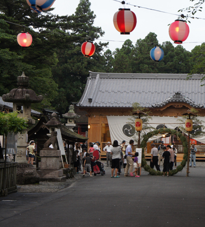 夏越大祓／古山　万里子