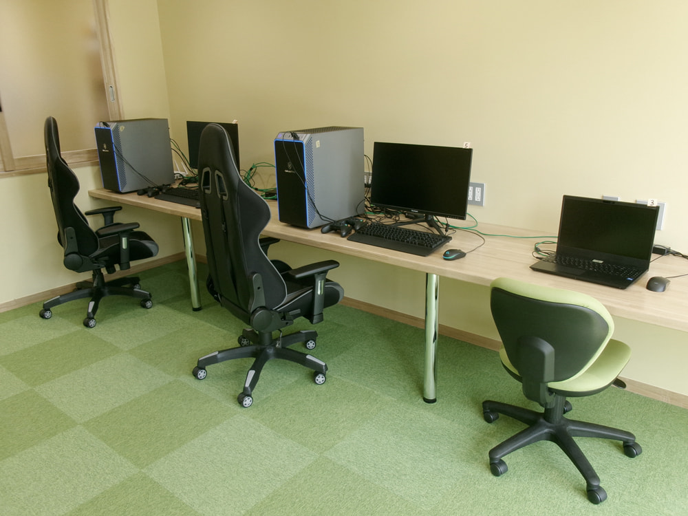 パソコン室（ぱそこんるーむ）