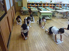 神戸小学校