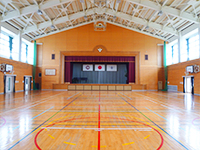 下宮小学校体育館b